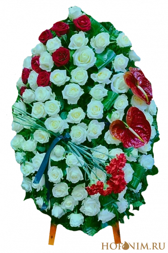 Венок из белых роз с антуриумом